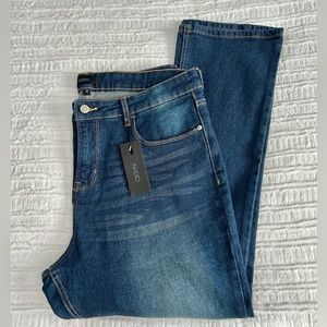 FREE TEE/“NEW” OLGYN DENIM JEANS